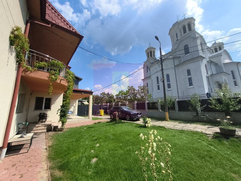 Vila de langa Catedrala Ortodoxa ,,Sfanta Cuvioasa Parascheva